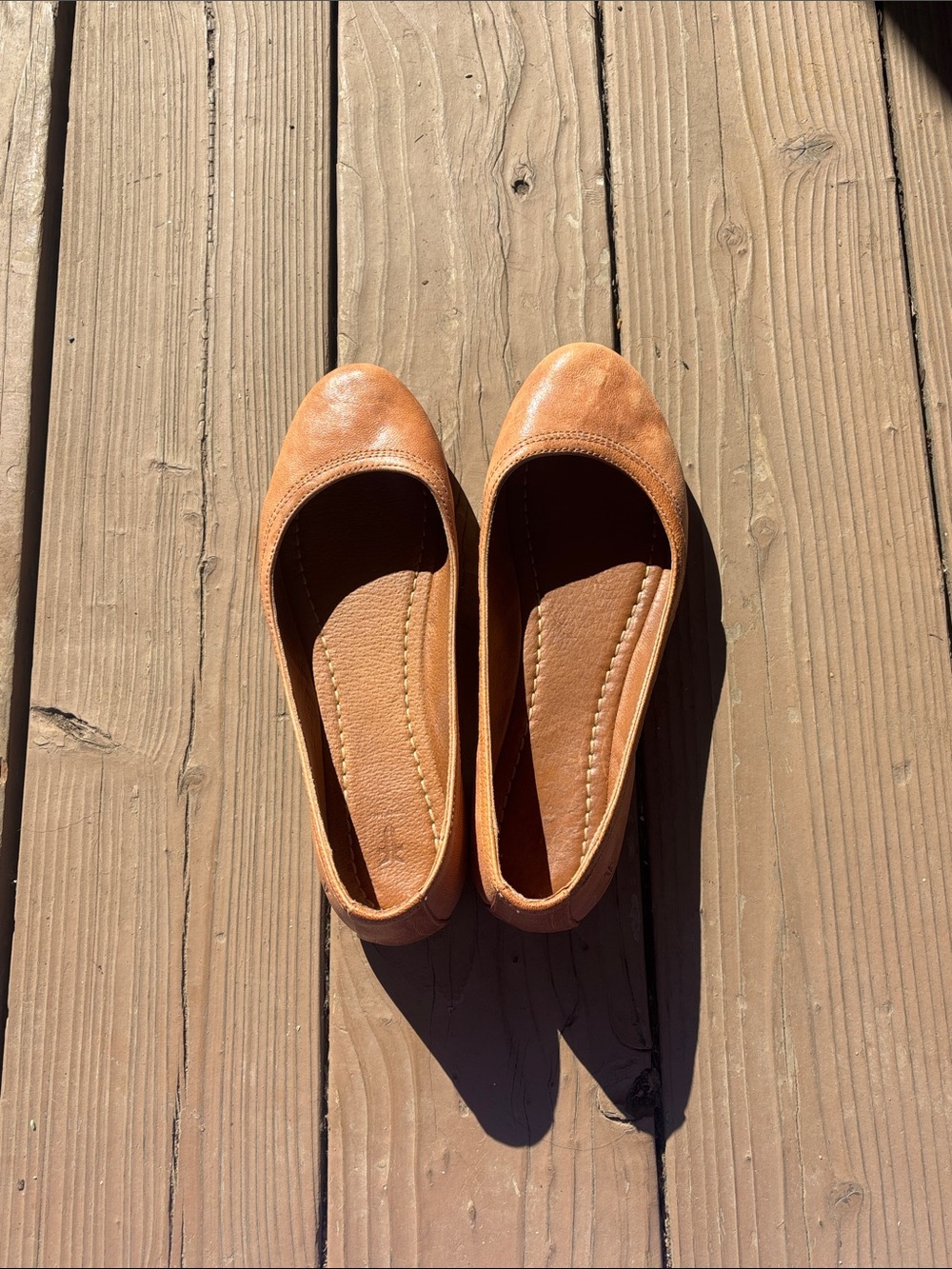 Frye Women's Tan Leather Ballet Flats